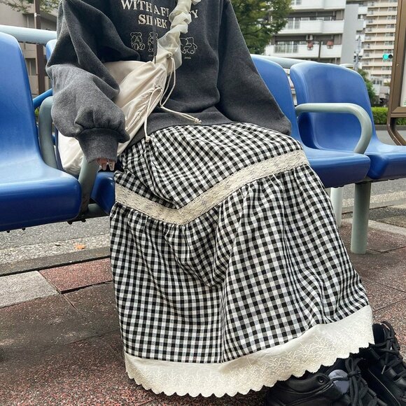 Black And White Casual Women's Plaid Contrast Lace Trim Skirt - Picture 2 of 7